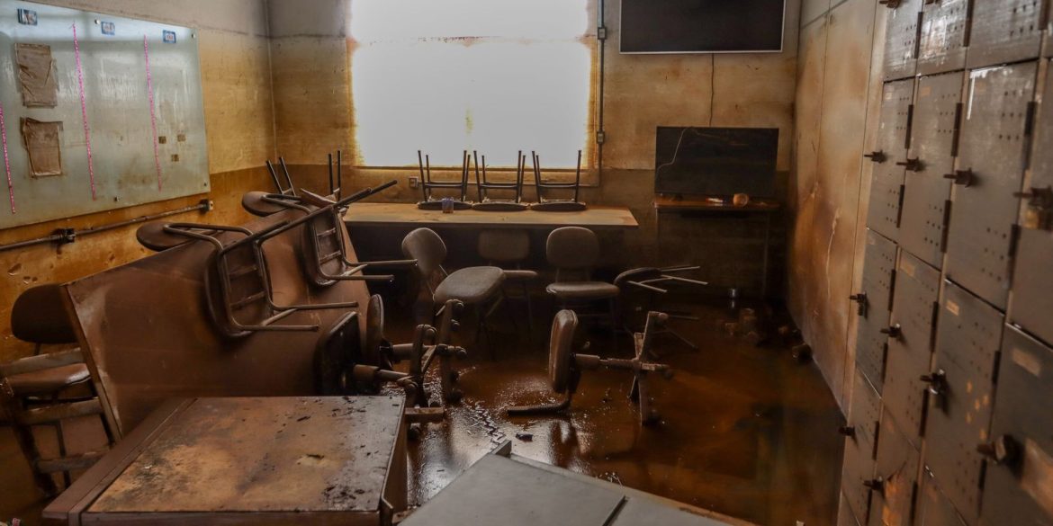 comunidades-ajudam-a-reconstruir-escolas-resilientes-a-crise-climatica comunidades-ajudam-a-reconstruir-escolas-resilientes-a-crise-climatica