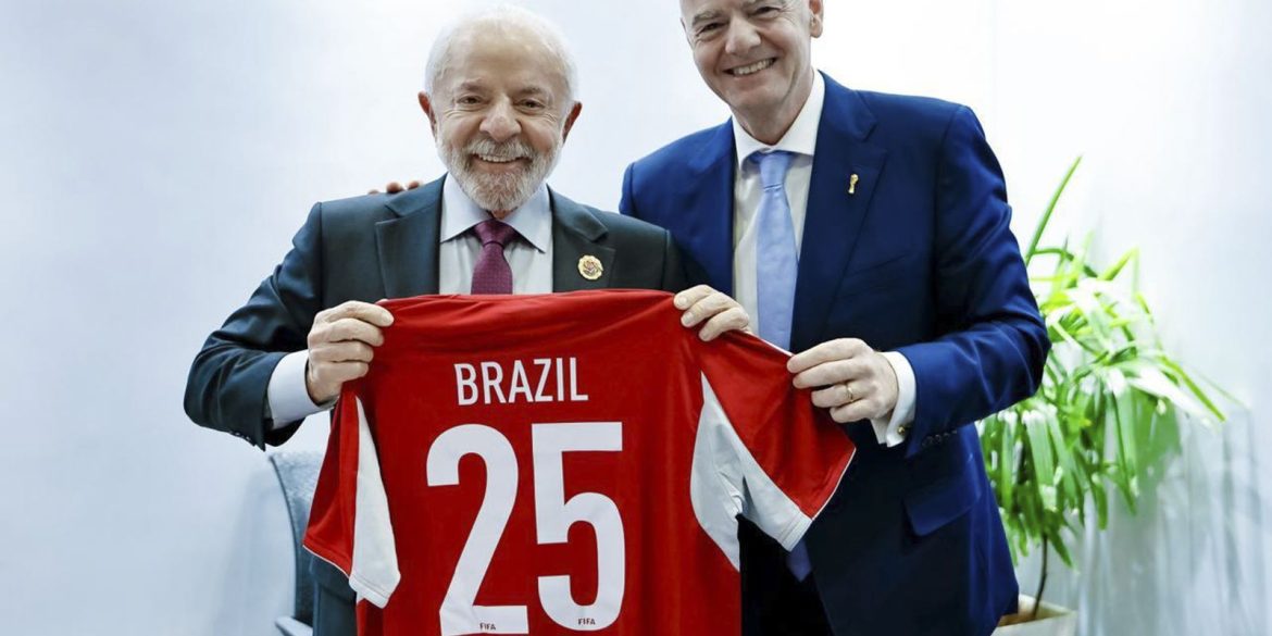 lula-convida-presidente-da-fifa-para-conhecer-universidade-do-esporte lula-convida-presidente-da-fifa-para-conhecer-universidade-do-esporte