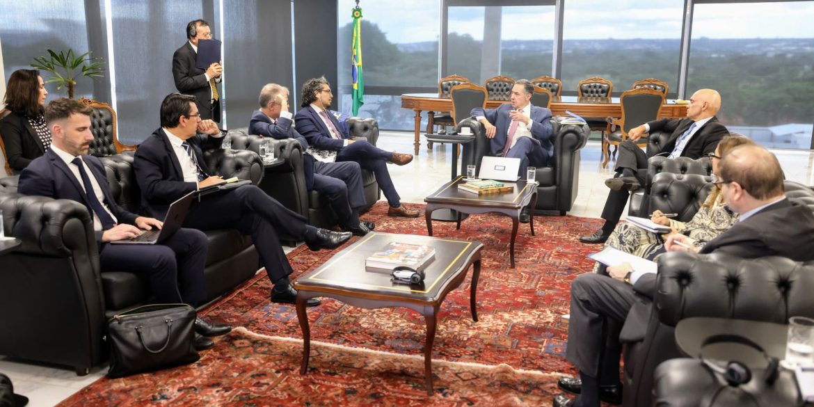 oea-ve-instituicoes-fortes-no-brasil-e-afasta-tese-de-censura