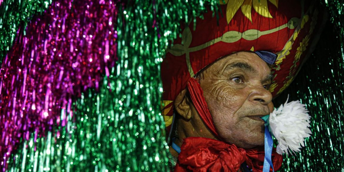 maracatu-rural:-tradicao-e-resistencia-no-carnaval-de-pernambuco