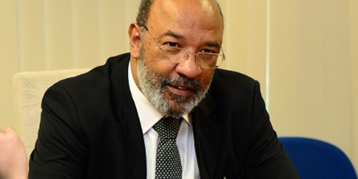 morre-professor-mario-theodoro,-destaque-na-luta-contra-o-racismo